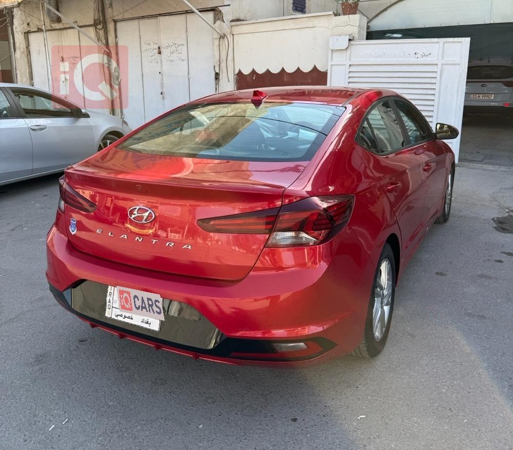 هيونداي النترا